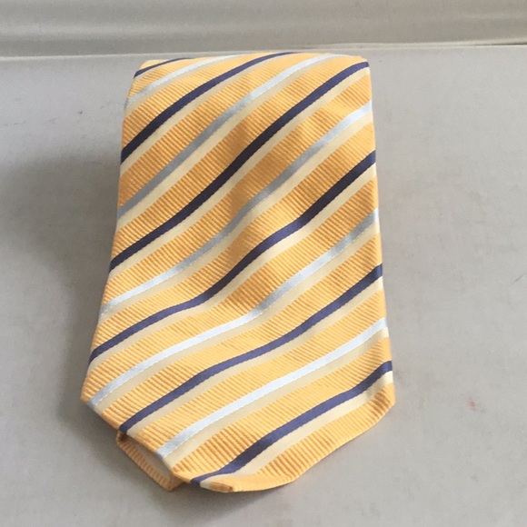 JoS.A. BANK SILK TIE. - Picture 1 of 4